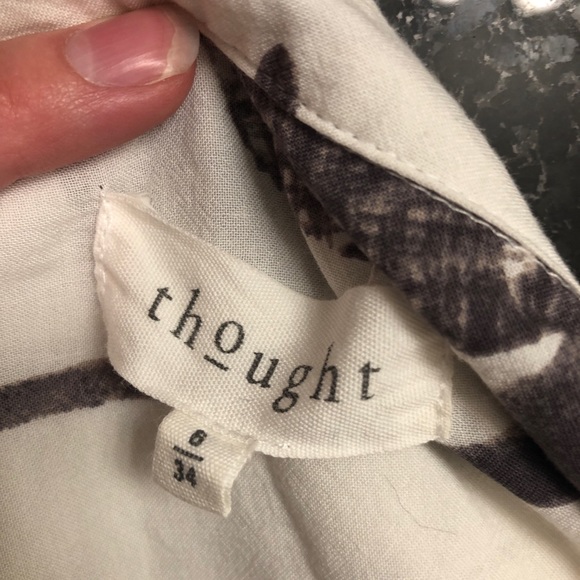 Modern style Button up - Picture 5 of 5